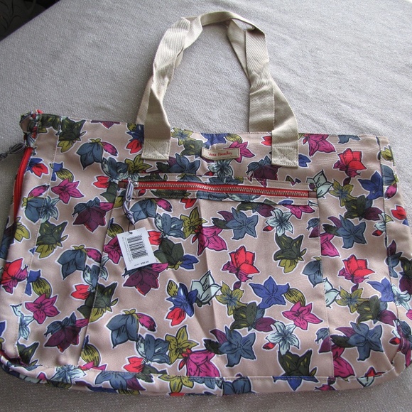 lighten up expandable tote